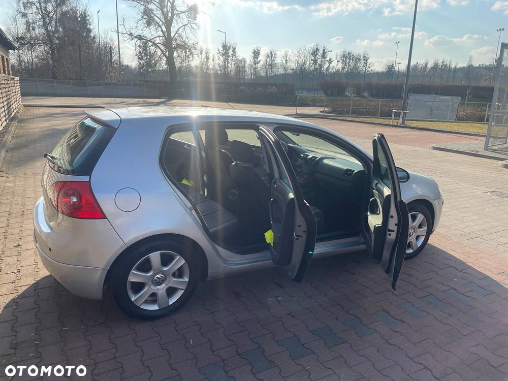 Volkswagen Golf 1.9 TDI Trendline - 6
