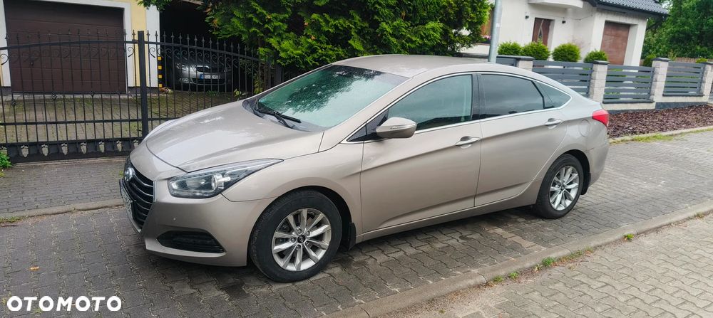 Hyundai i40 1.7 CRDi Comfort - 2