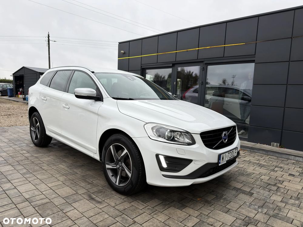 Volvo XC 60 D4 AWD R-Design - 18