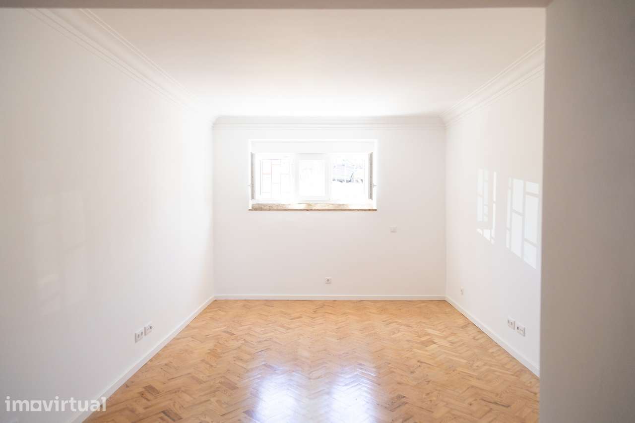 Apartamento T3 totalmente remodelado em Alvalade - Grande imagem: 2/29