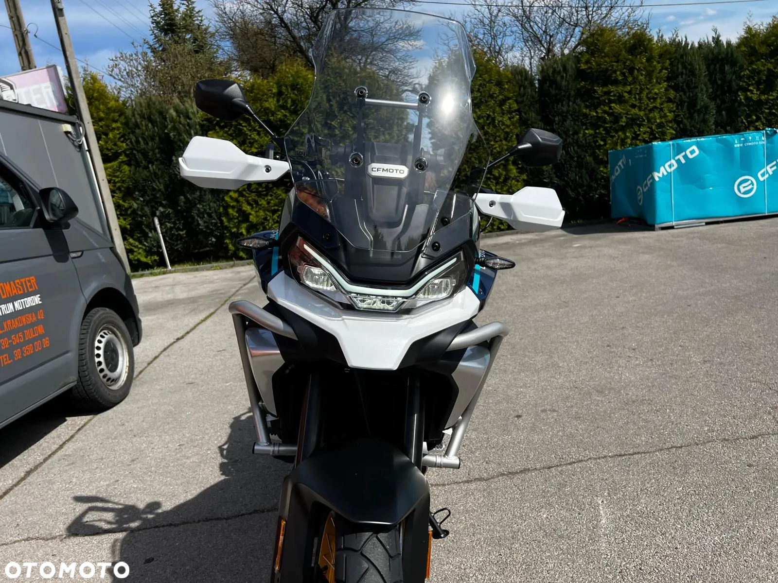 CFMoto MT - 9