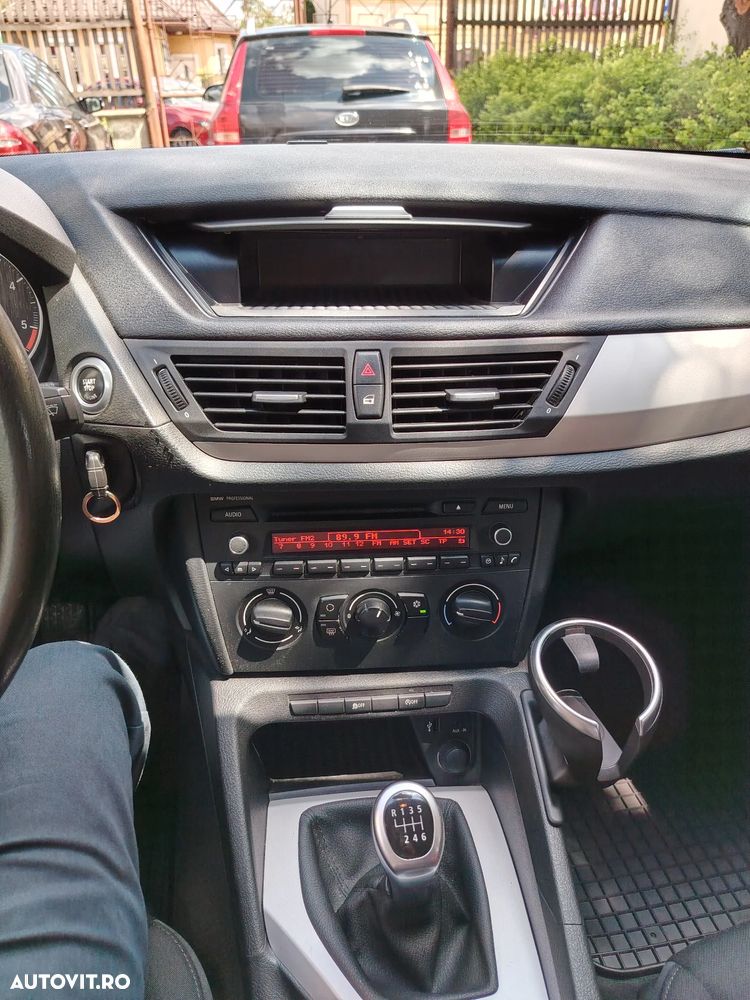 BMW X1 sDrive18d - 9