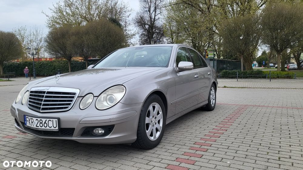 Mercedes-Benz Klasa E - 1