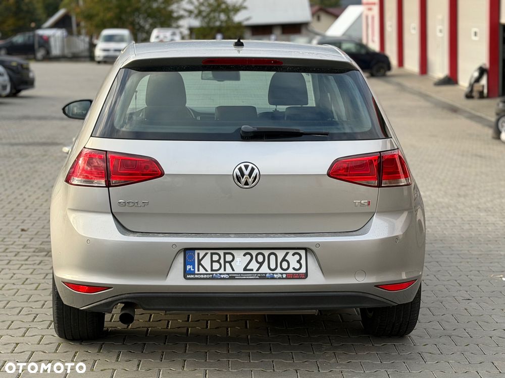 Volkswagen Golf - 3