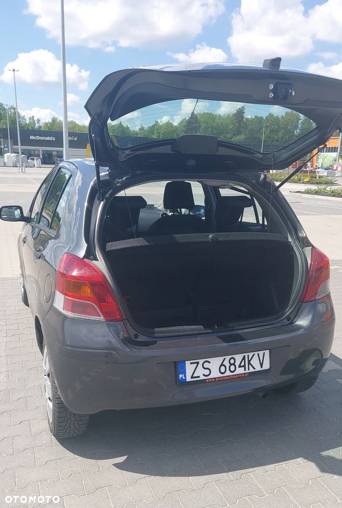 Toyota Yaris 1.33 Luna - 21
