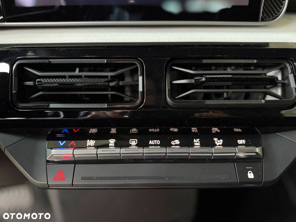 Renault 5 40kWh Urban Range Evolution - 8