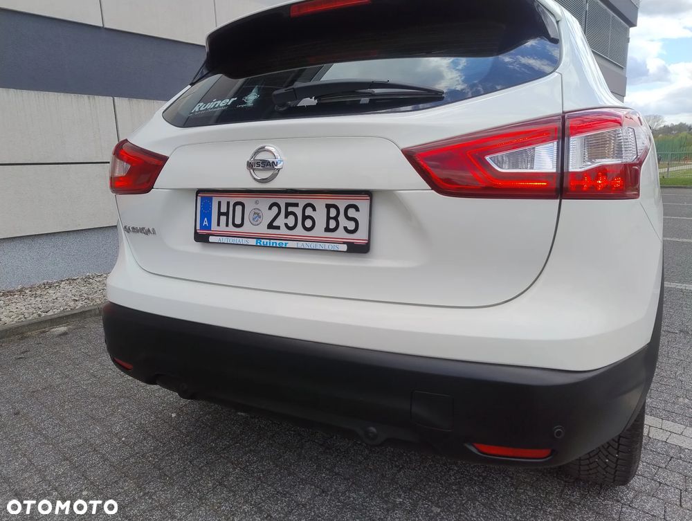 Nissan Qashqai 1.2 DIG-T Xtronic N-Vision - 34