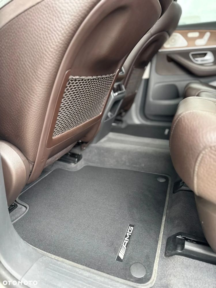 Mercedes-Benz GLS - 9