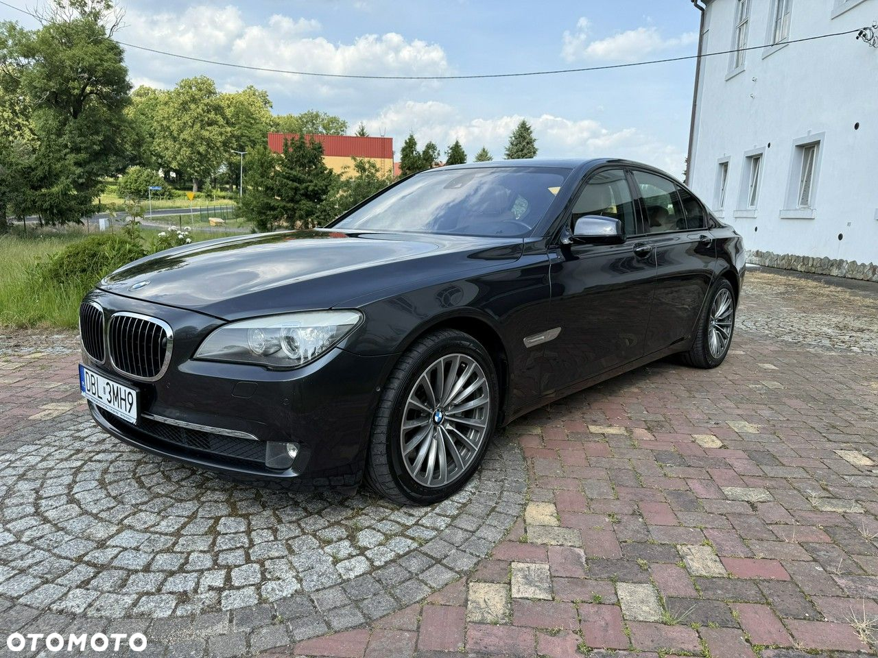 BMW Seria 7 750i - 32