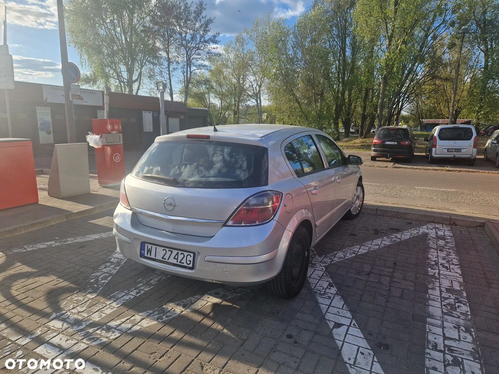Opel Astra 1.4 111 - 3