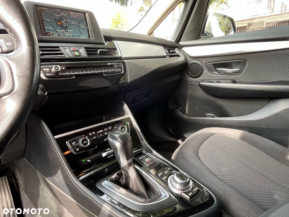 BMW Seria 2 218d Sport-Aut Advantage - 16