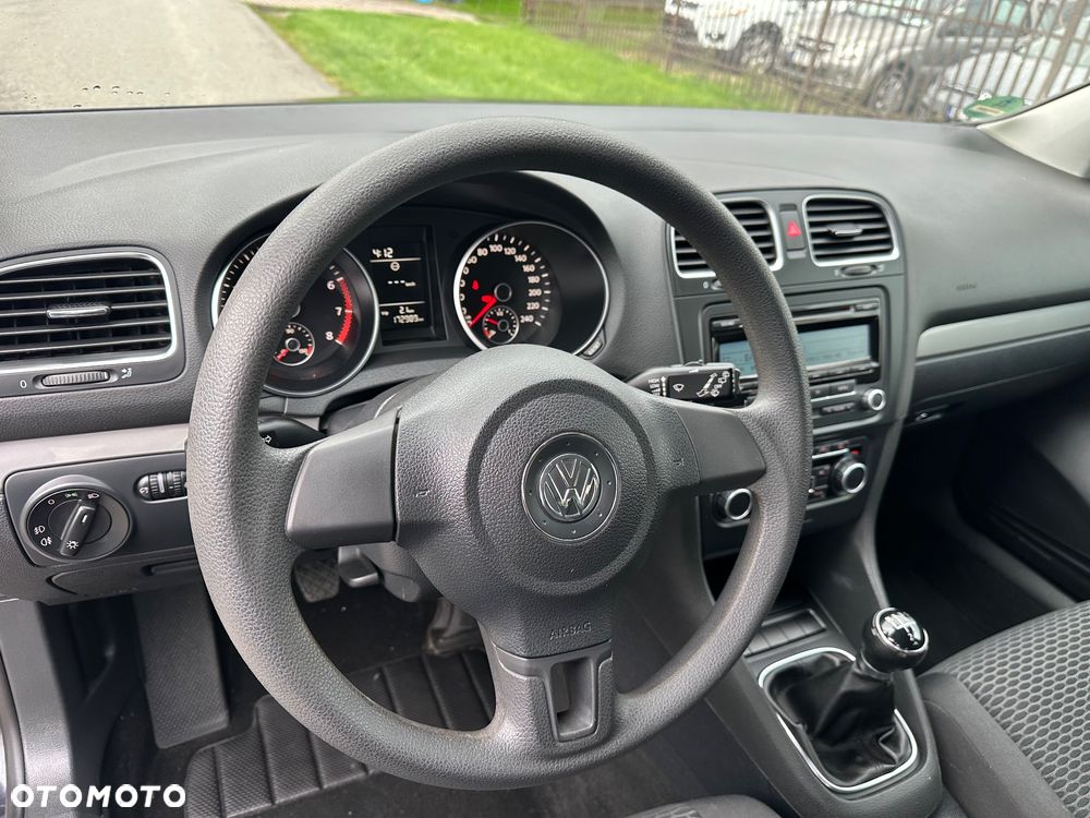Volkswagen Golf 1.6 Comfortline - 10