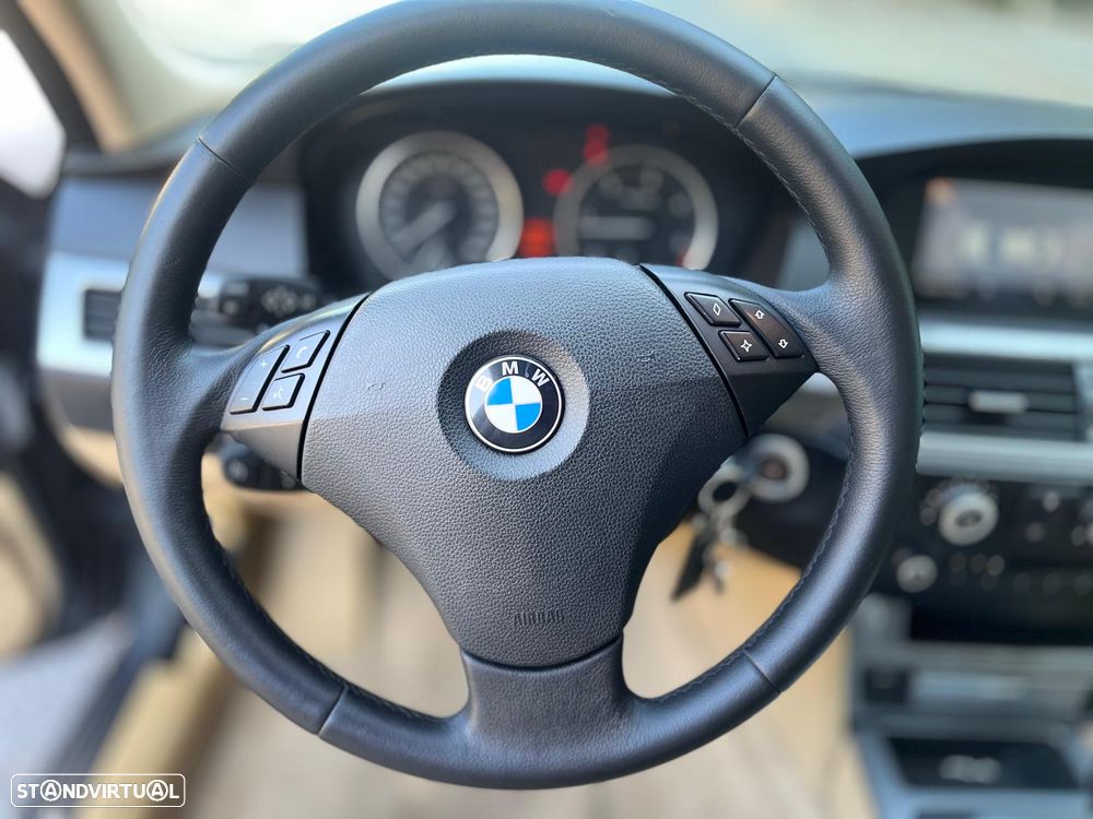 BMW 520 dA Executive - 8
