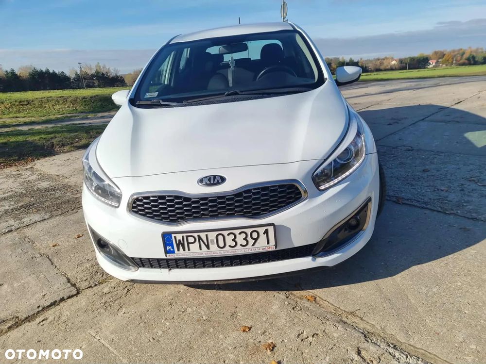 Kia Ceed - 7