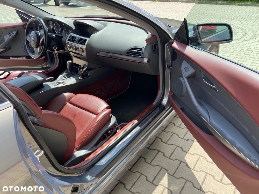 BMW Seria 6 630 i - 8
