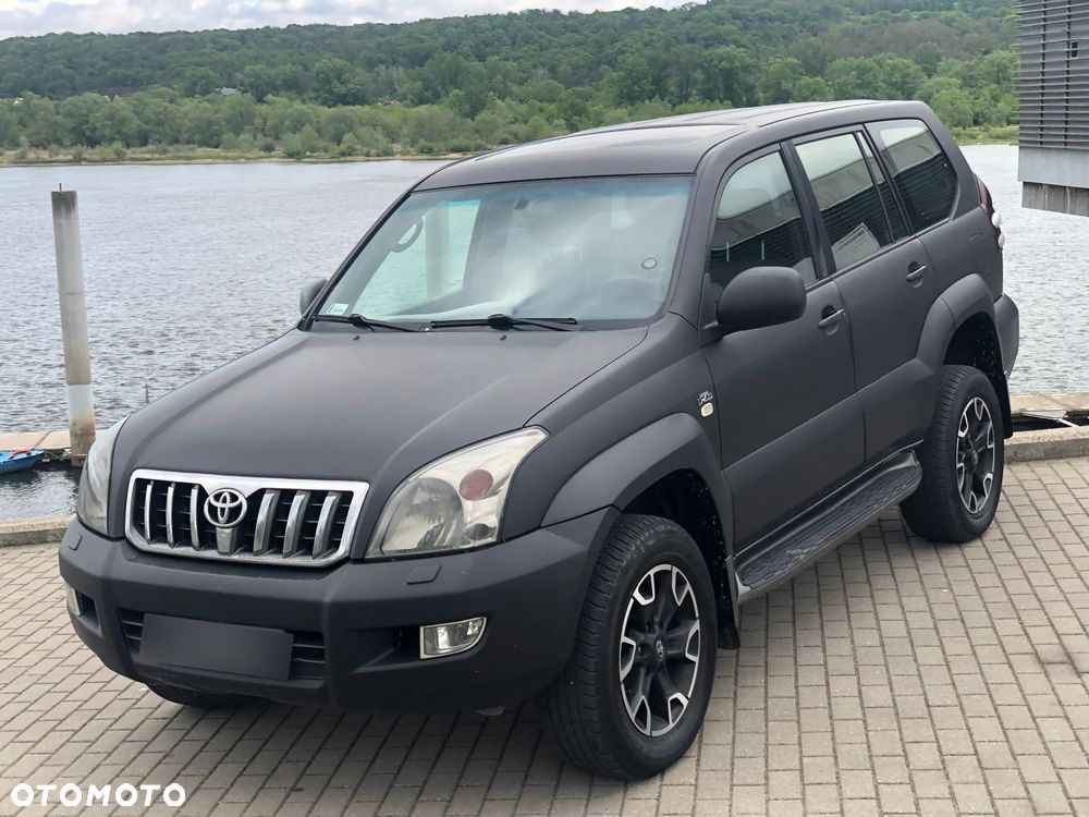 Toyota Land Cruiser - 4