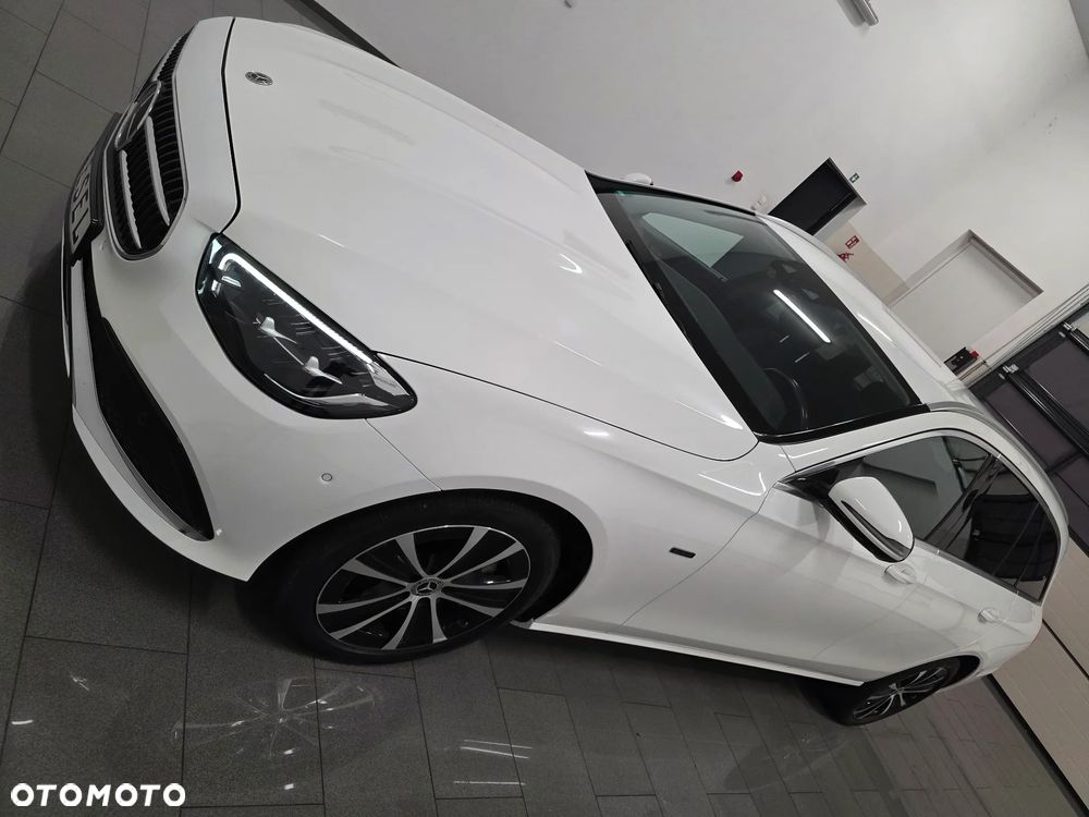 Mercedes-Benz Klasa E 300 de 4-Matic Exclusive - 4