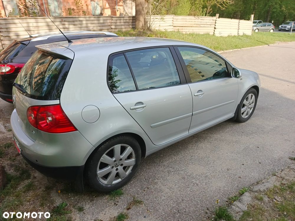 Volkswagen Golf 1.6 Q-Line - 13