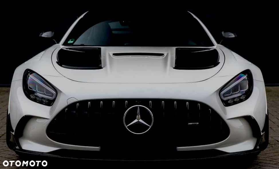 Mercedes-Benz AMG GT - 1