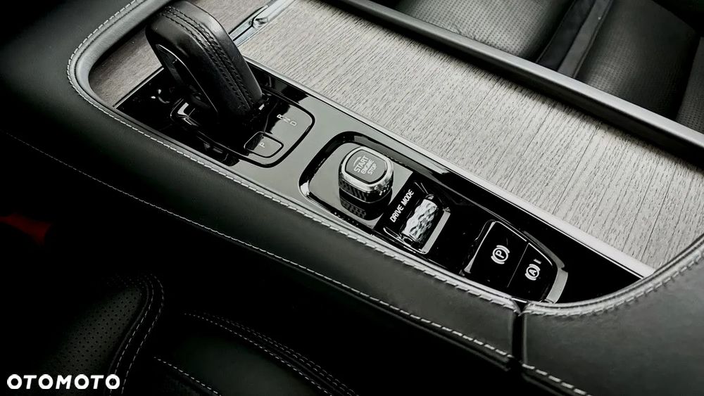 Volvo V90 Cross Country B5 D AWD Geartronic Pro - 15