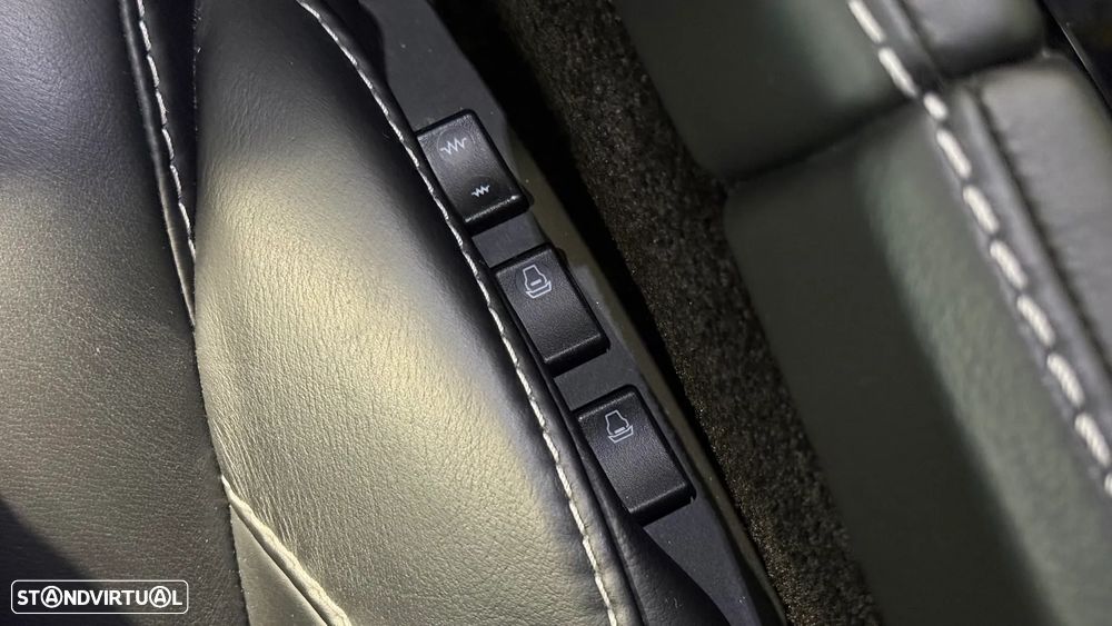 Aston Martin Vantage Coupe S Sportshift - 33