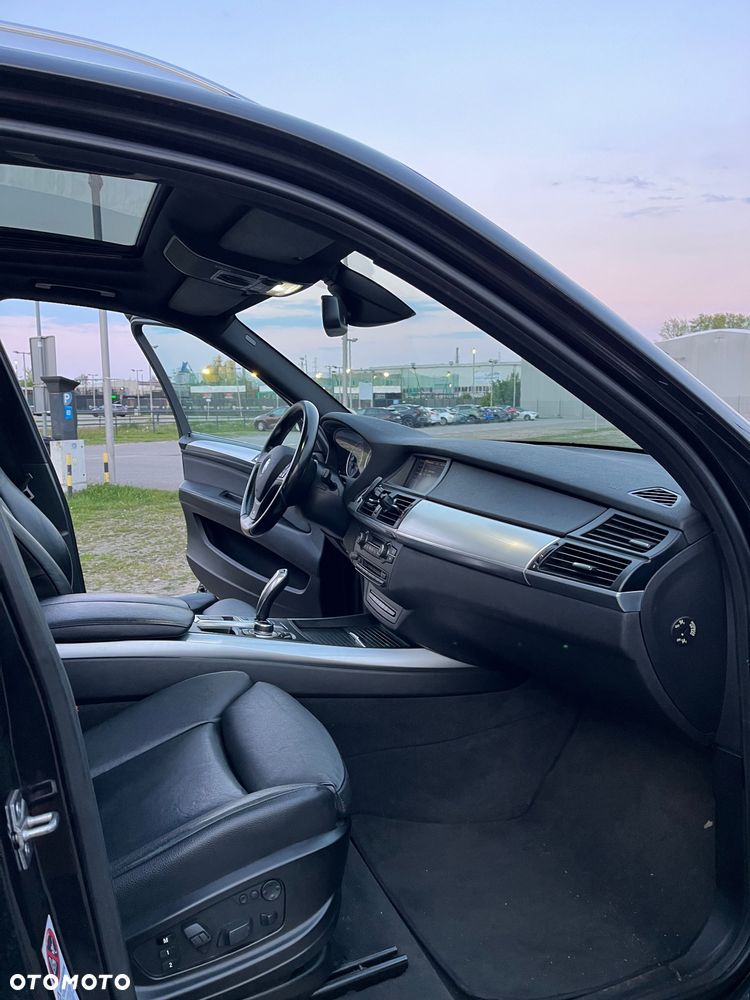 BMW X5 xDrive40d - 24