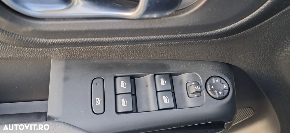 Citroën C5 Aircross BlueHDI 130 S&S EAT8 FEEL PACK - 17