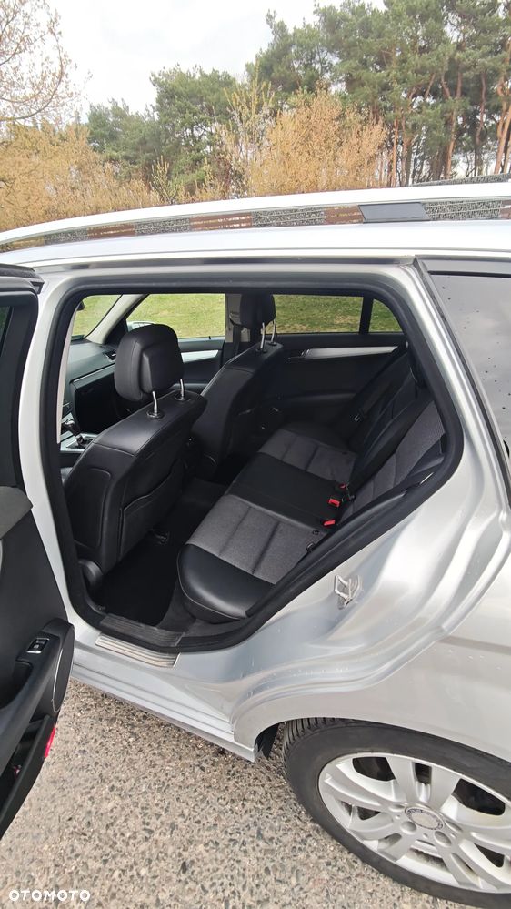 Mercedes-Benz Klasa C 220 CDI DPF Avantgarde - 7