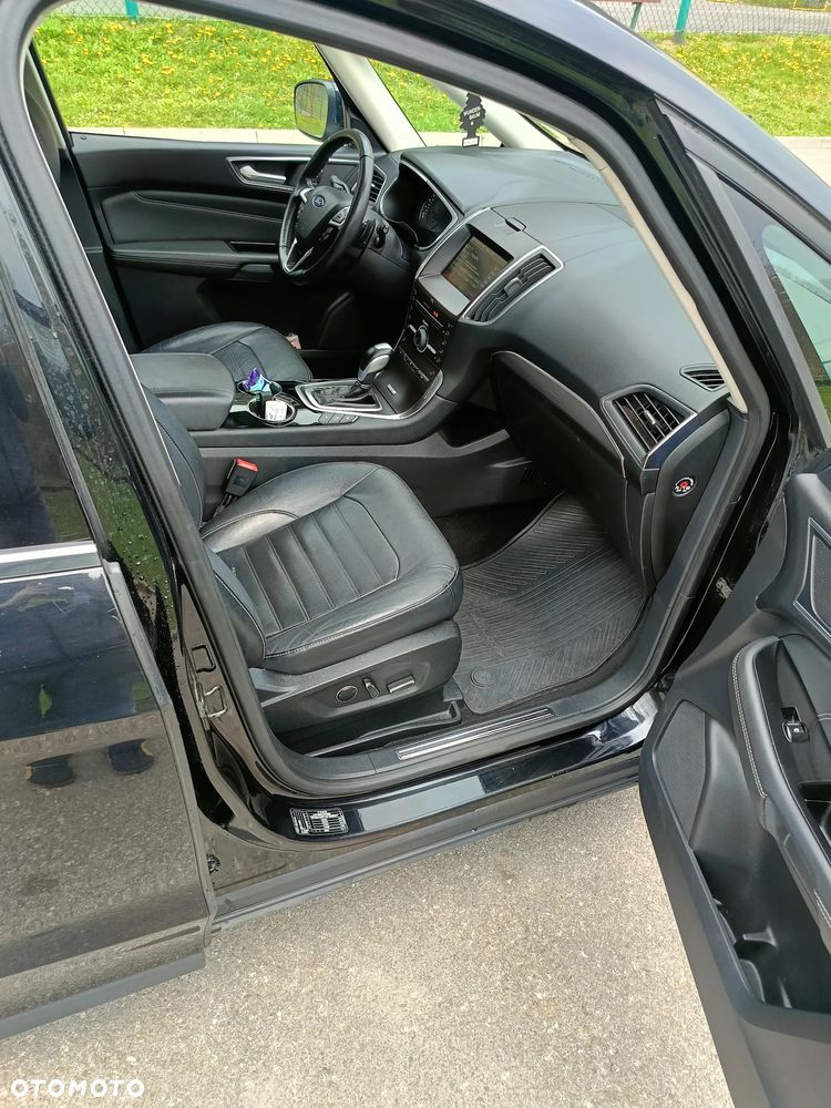 Ford Galaxy - 10