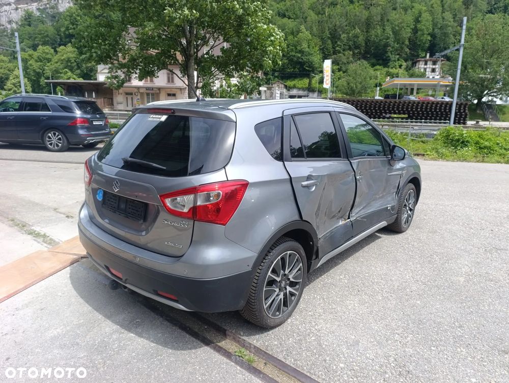 Suzuki SX4 S-Cross 1.6 DDiS Premium 4WD - 6
