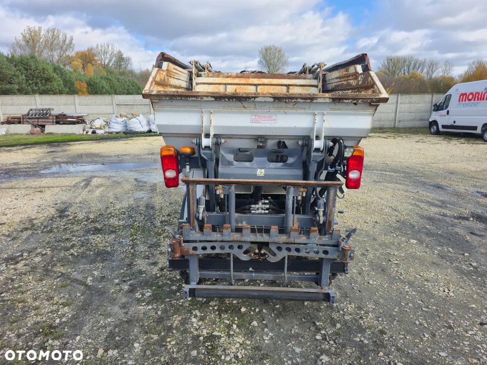 Mitsubishi CANTER FUSO - 9