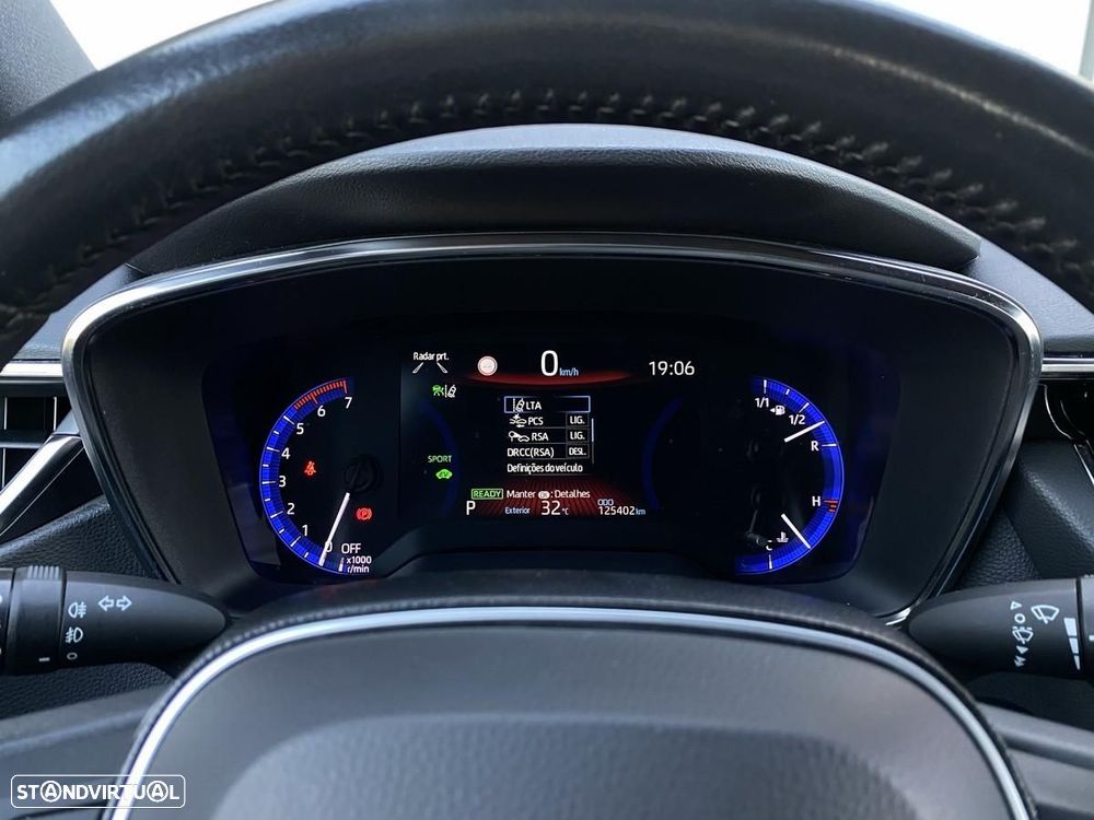 Toyota Corolla 1.8 Hybrid Comfort - 29