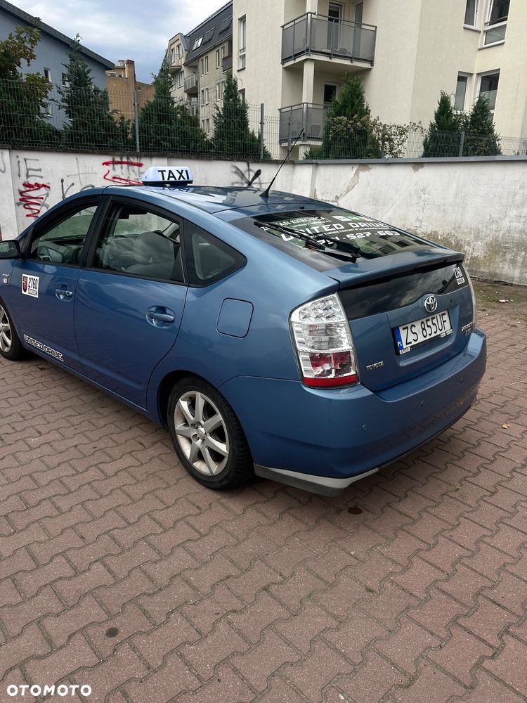 Toyota Prius 1.5 VVT-i Sol - 16