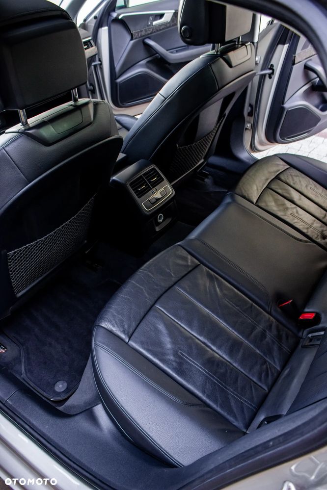 Audi A4 Limousine - 25