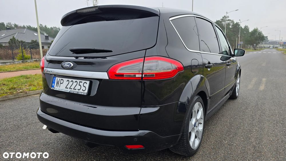 Ford S-Max - 8