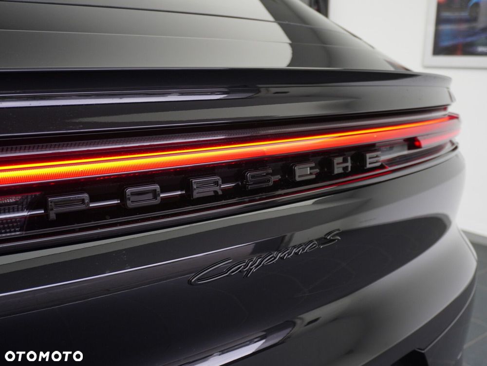 Porsche Cayenne S E-Hybrid PHEV Black Edition - 9