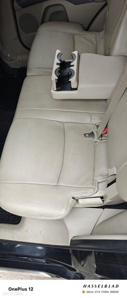 Mitsubishi Outlander 2.2 DI-D NAVI Instyle - 12