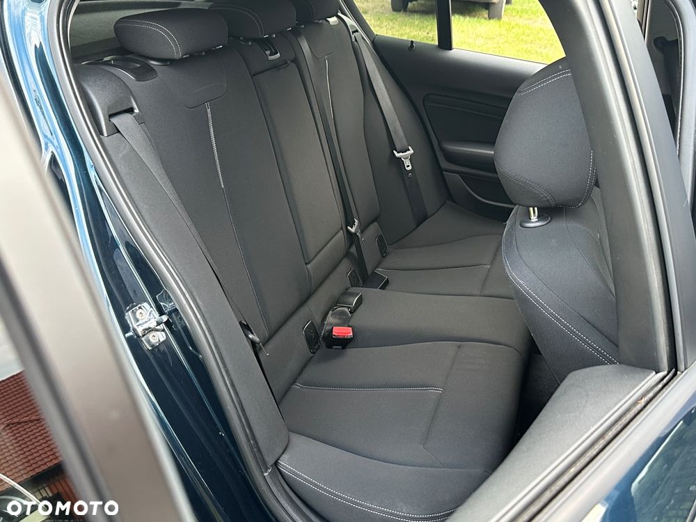 BMW Seria 1 118d Sport Line - 31