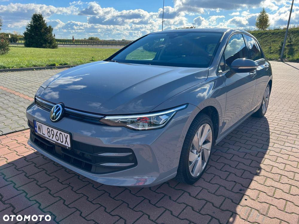Volkswagen Golf - 2