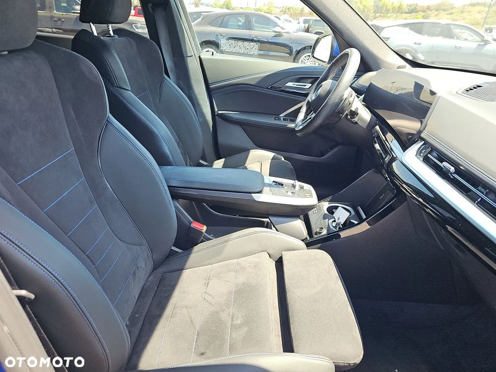 BMW X1 - 11