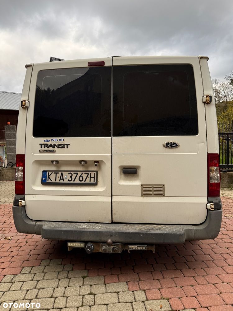 Ford Transit - 4