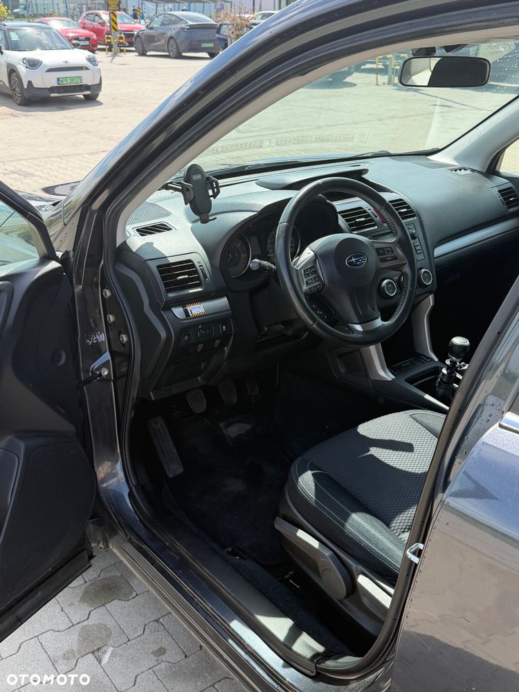 Subaru Forester 2.0D Exclusive - 10