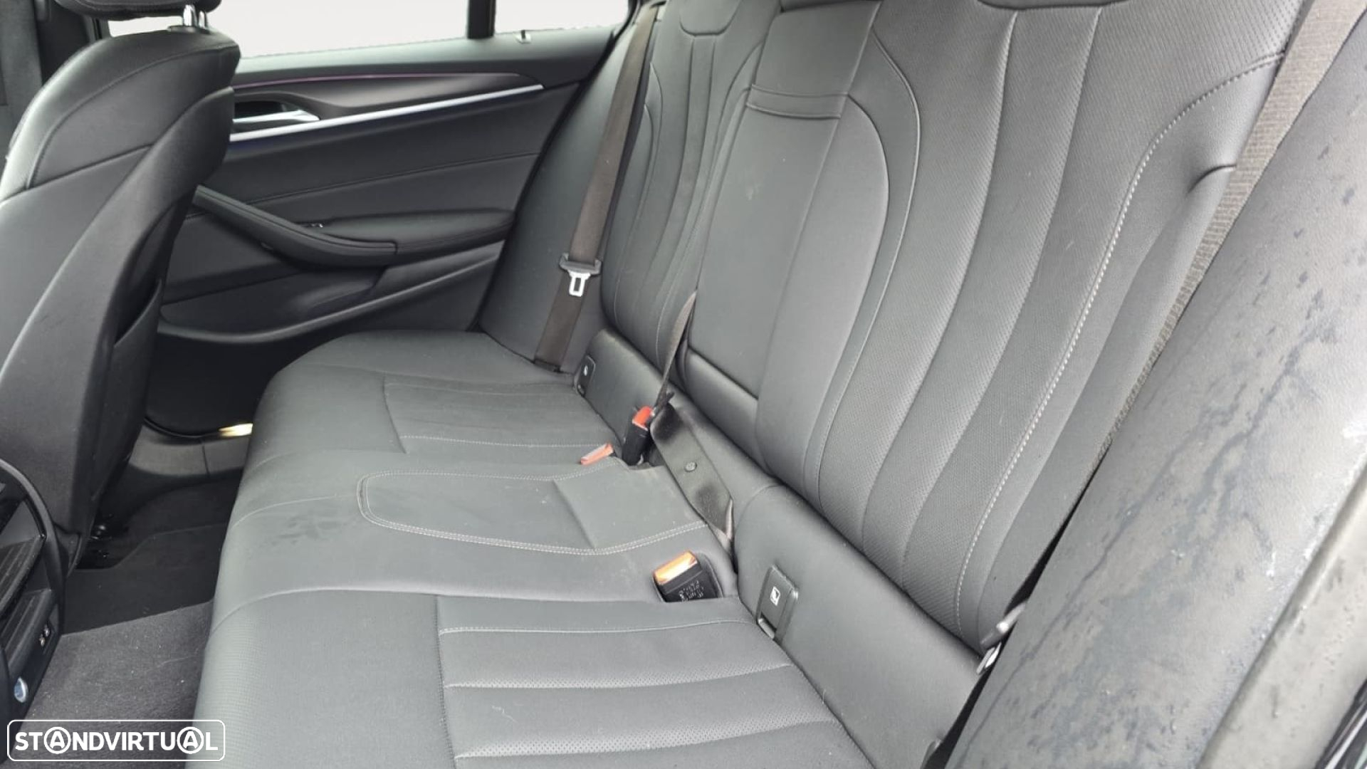 BMW 520 d Pack Desportivo M Auto - 14