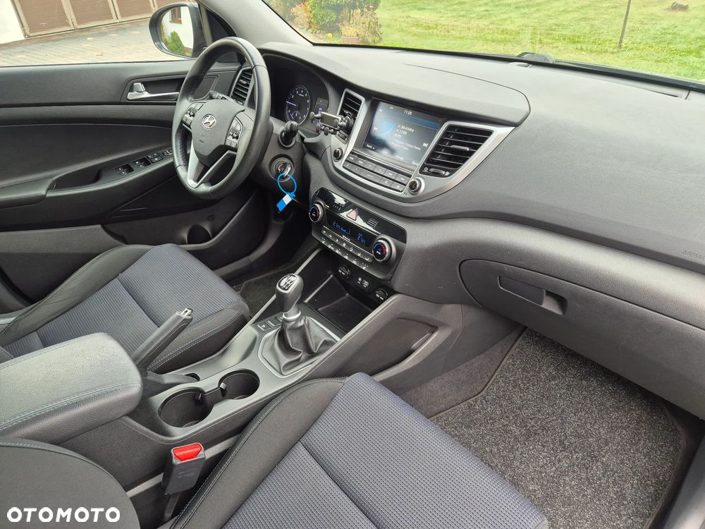 Hyundai Tucson 1.6 Turbo 2WD Navi - 12