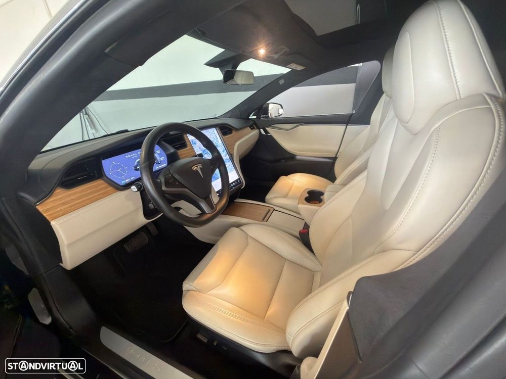 Tesla Model S Long Range - 4