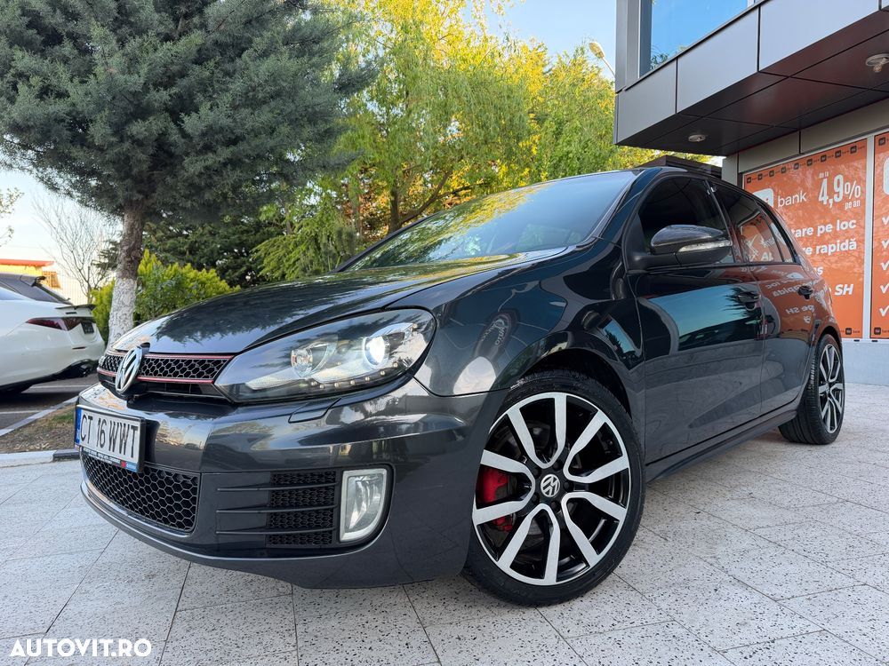 Volkswagen Golf 2.0 GTI DSG - 12