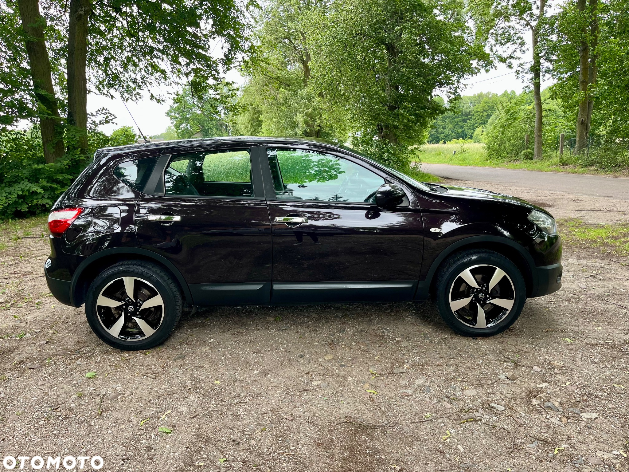 Nissan Qashqai 2.0 4x4 Tekna Premium - 4