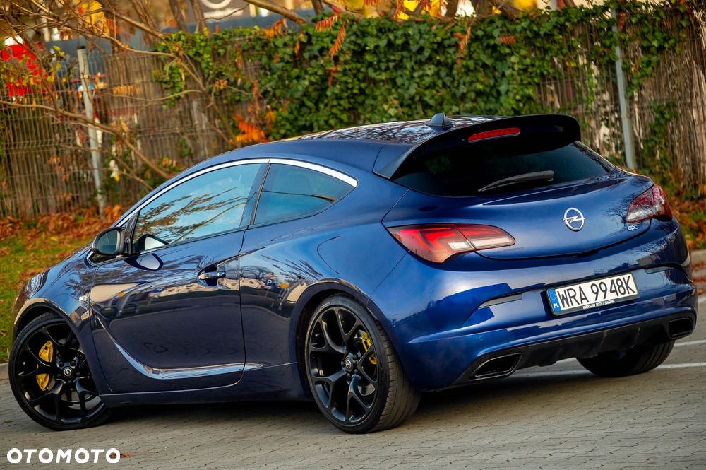 Opel Astra OPC Start/Stop - 13