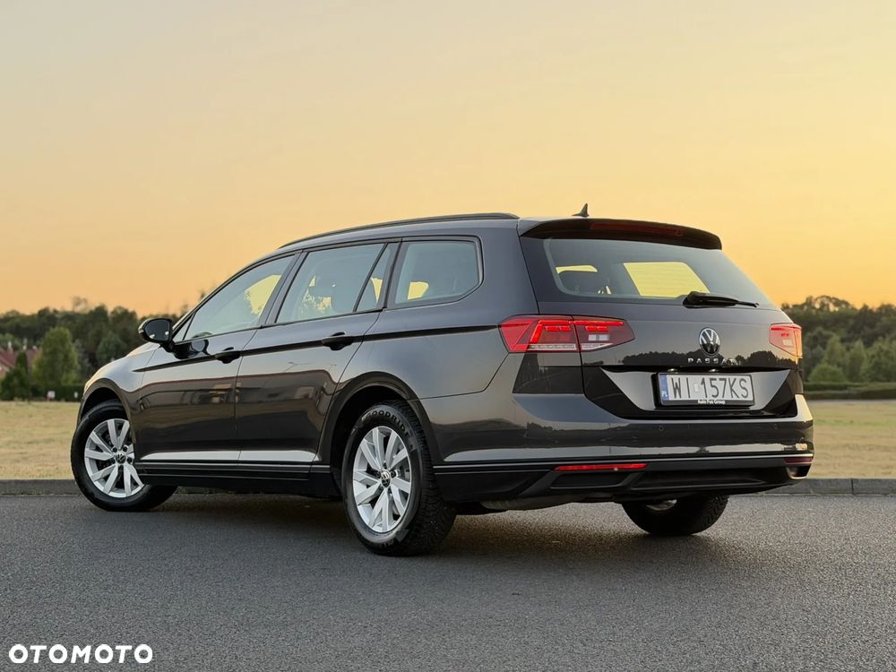 Volkswagen Passat 1.5 TSI EVO Business - 9