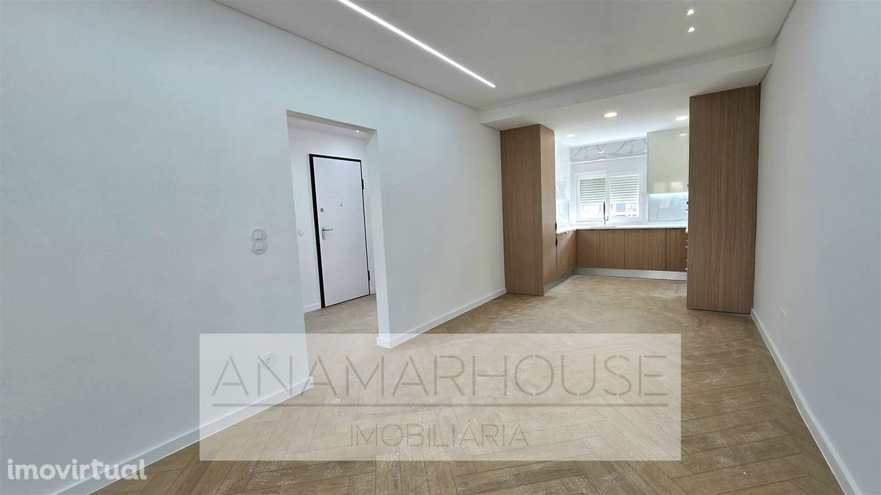 T3 Remodelado com varandas na Amadora, Mina De Água - Grande imagem: 5/22